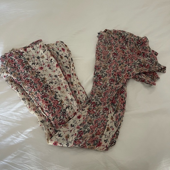 American Vintage Dresses & Skirts - SOLD// Vintage Floral Dress